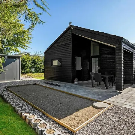 Lovely In With Sauna