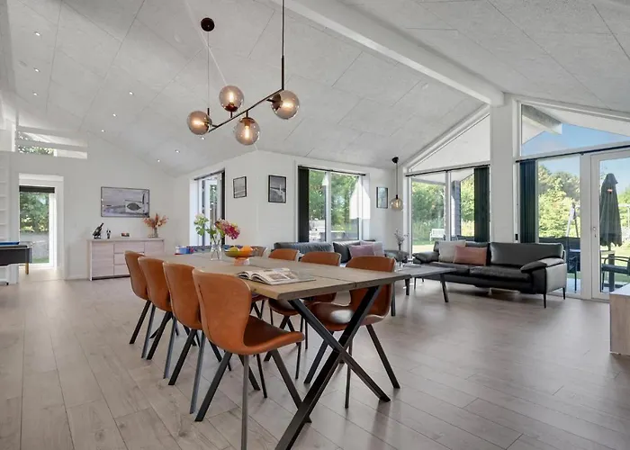 Lovely In With Sauna بيت للعطل